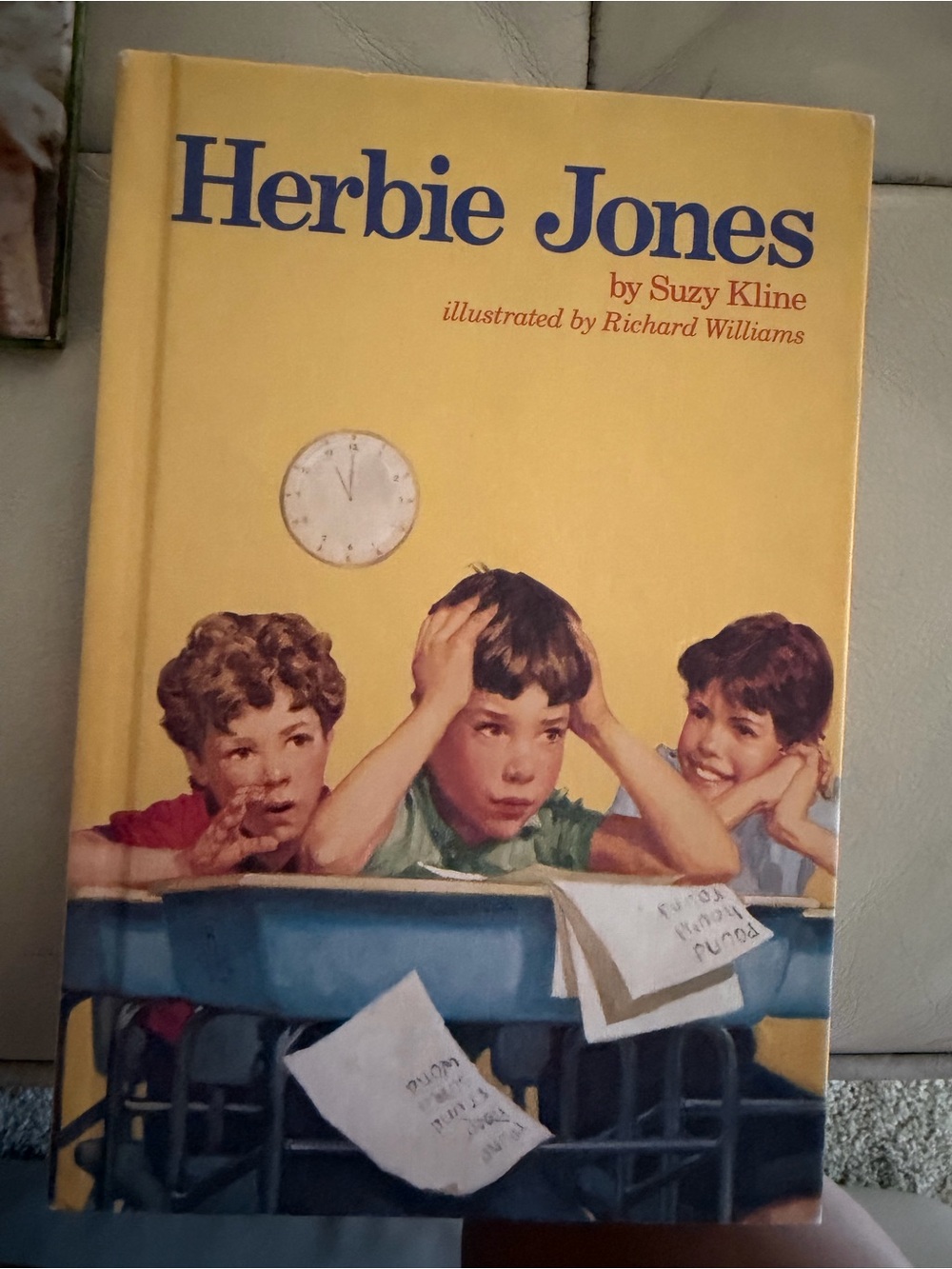 Herbie Jones by Suzy Kline - Yellow Hardcover Children's Book